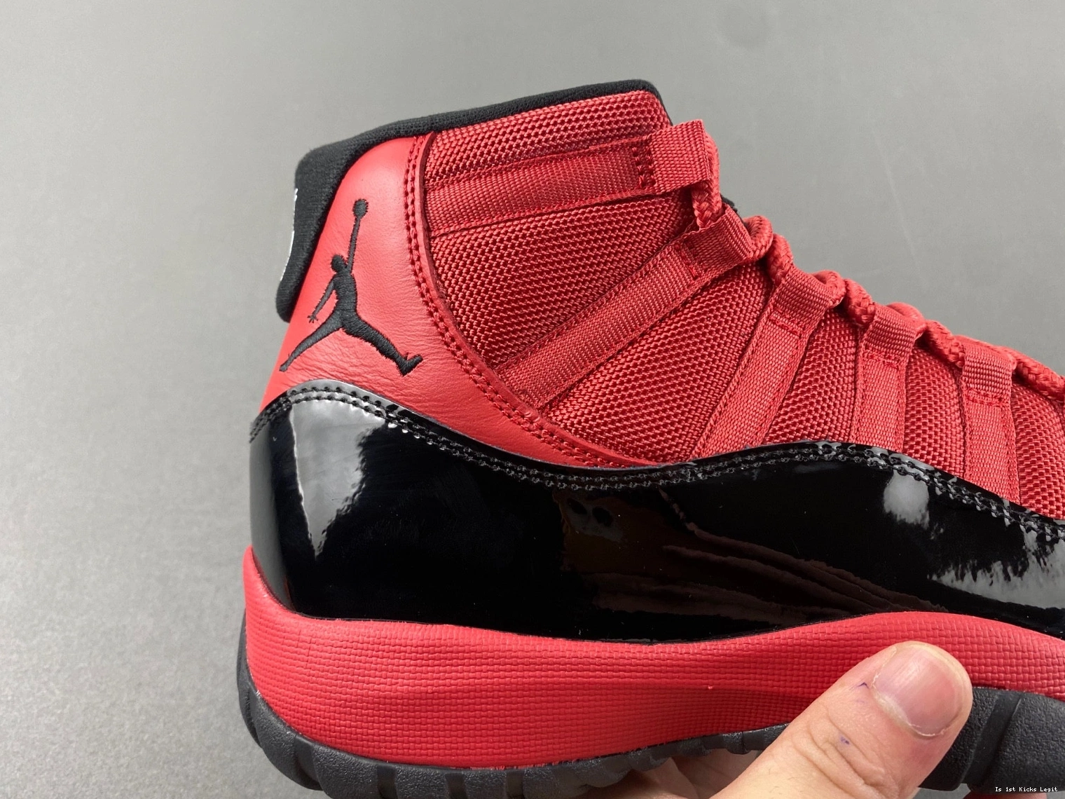 11 Jordan Air CT8012-600 0930